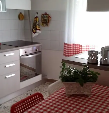 Piazza Buzi Apartment
