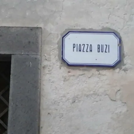 Piazza Buzi Apartamento